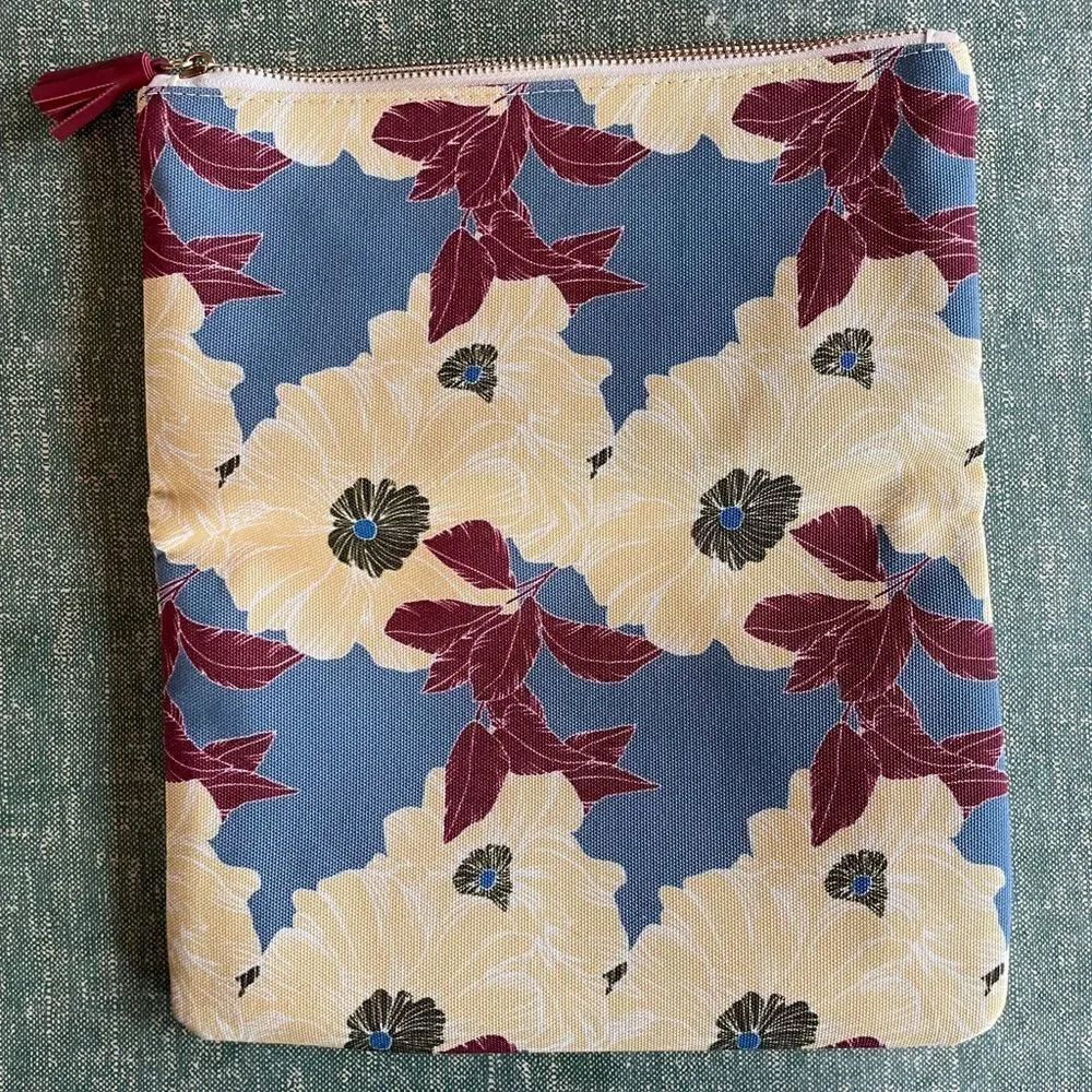 Rachel Pally Foldable Floral Clutch EUC